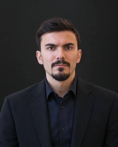 Ayxan usta, AzonAuto-nun dizel və mühərrik ustası, portret